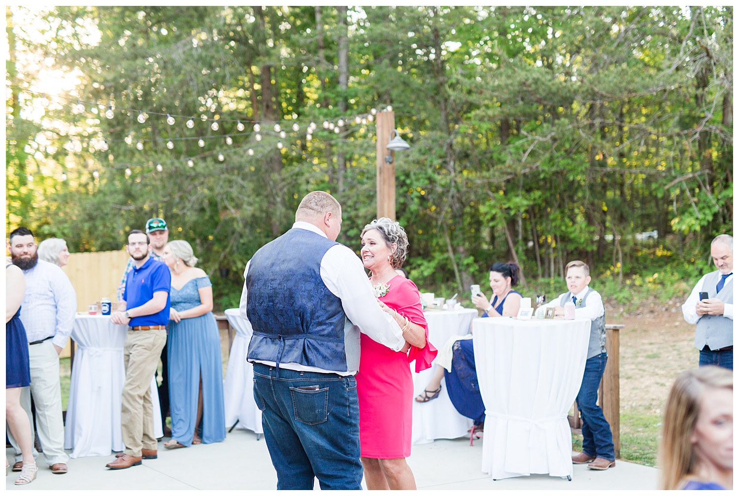 reception at the gathering place in gastonia NC by Charlotte wedding photographer Jacqueline Jones photography