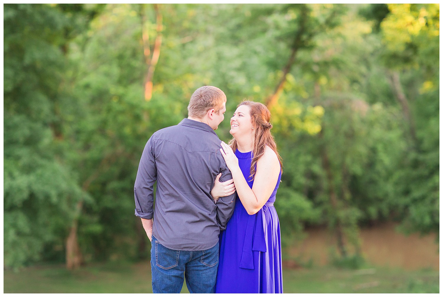 engagement session at the barn at sandcastle farm in Dallas, NC