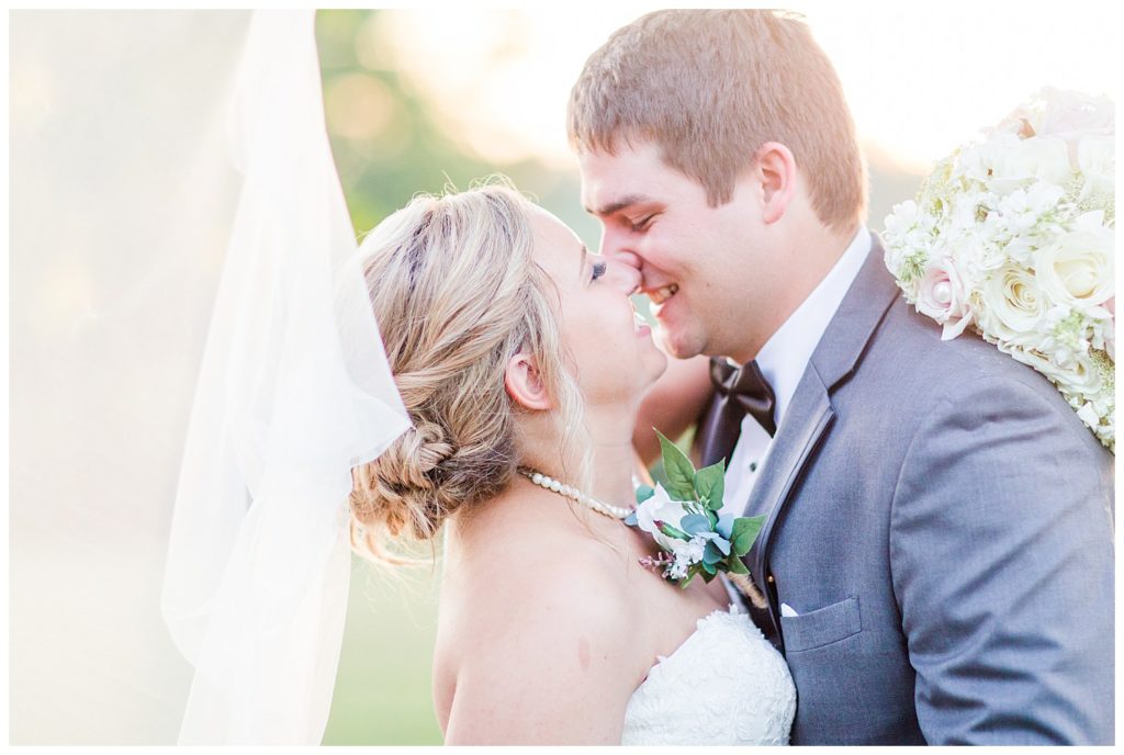 Langtree Plantation blush and green wedding by Charlotte Wedding Photographer 