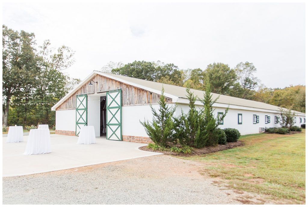 Barn at Circle M Farm in Lincolnton, NC by Charlotte wedding photographer, Jaqueline Jones