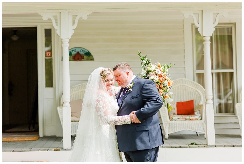 wedding at the rafters at st marks episcopal church in Huntersville nc