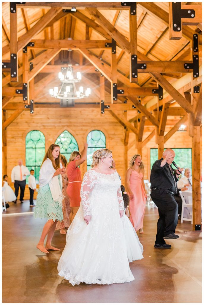 wedding at the rafters at st marks episcopal church in Huntersville nc