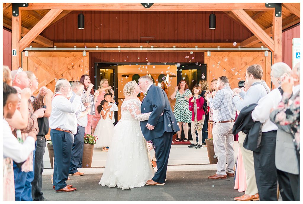 wedding at the rafters at st marks episcopal church in Huntersville nc