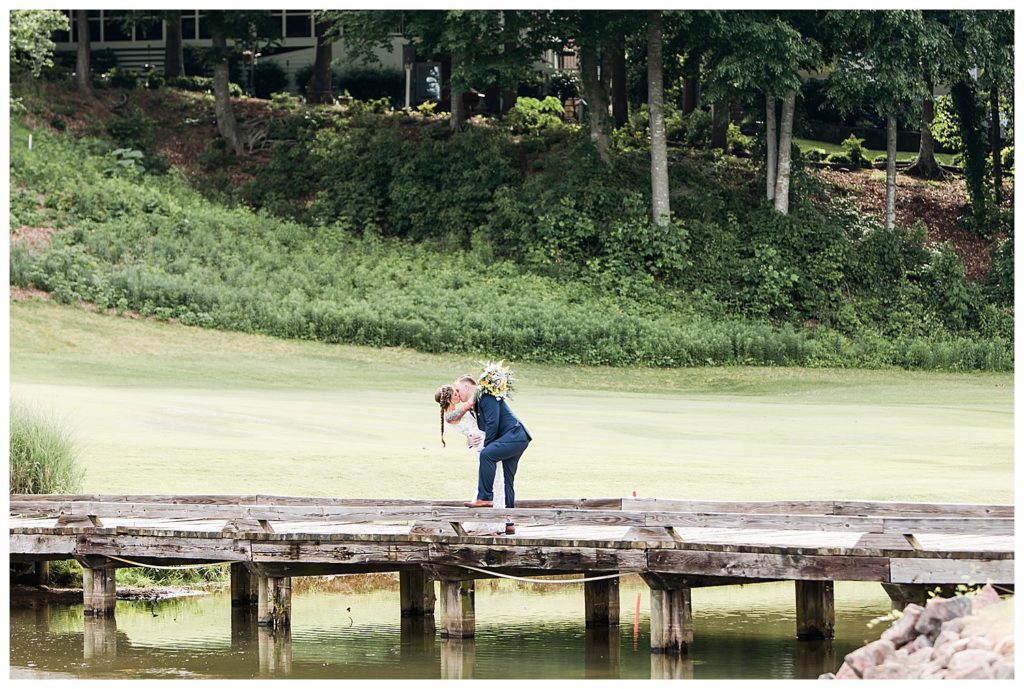 A Northstone country club wedding in Huntersville nc by Charlotte wedding photographer Jacqueline Jones photography