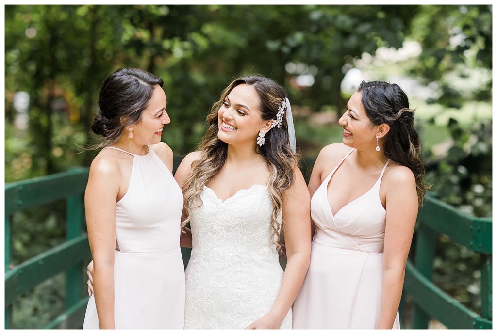 A Huntersville North Carolina wedding at Northstone country club by Charlotte wedding photographer Jacqueline Jones photography