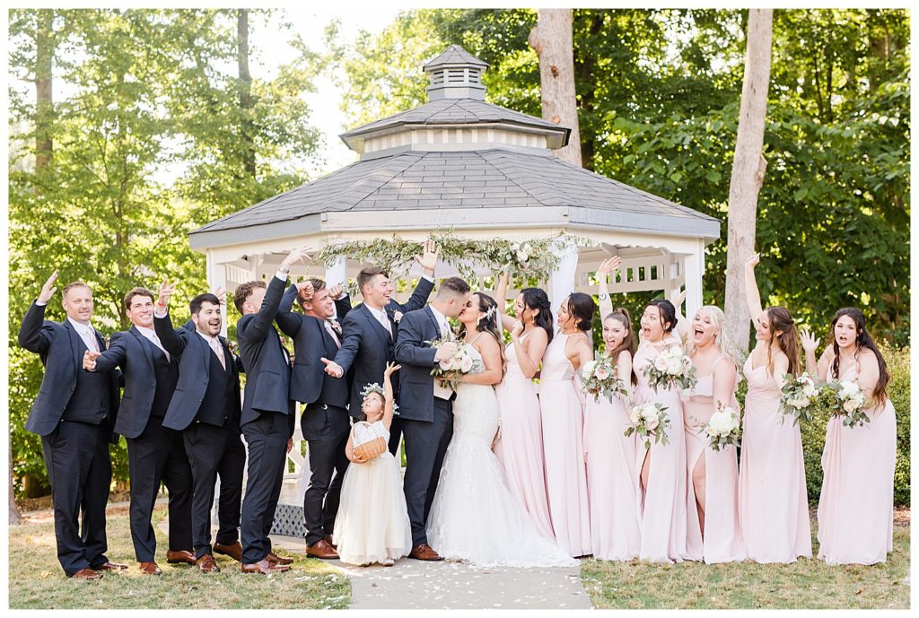 A Huntersville North Carolina wedding at Northstone country club by Charlotte wedding photographer Jacqueline Jones photography