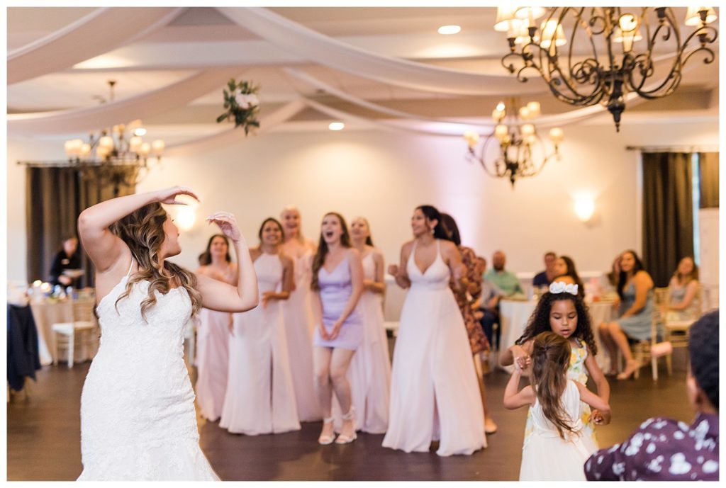 A Huntersville North Carolina wedding at Northstone country club by Charlotte wedding photographer Jacqueline Jones photography